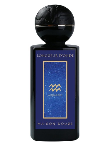 Maison Douze Longueur d’Onde Aquarius fragrance bottle