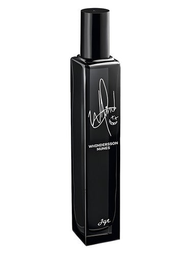 Jequiti Whindersson Nunes fragrance bottle
