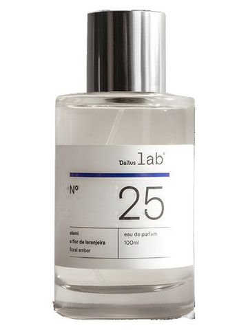 Dailus Lab Nº 25 fragrance bottle