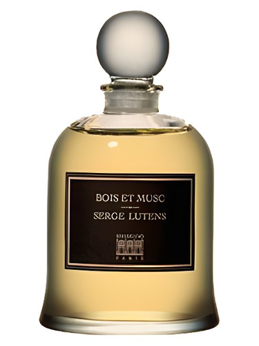Serge Lutens Bois et Musc fragrance bottle