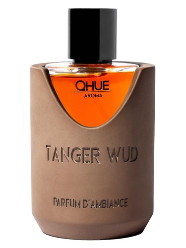 Qhue Tanger Wud fragrance bottle