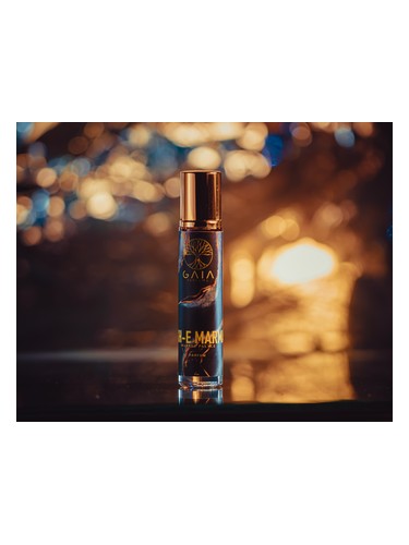Gaia Parfums Kākh-e Marmar fragrance bottle