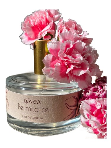 Gávea Perfumes Permita-se fragrance bottle