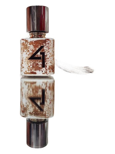 Chouette Vierge Parfumee Chouette Vierge No. 4 fragrance bottle