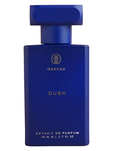 Oakcha Dusk fragrance bottle
