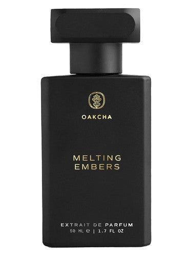 Oakcha Melting Embers fragrance bottle