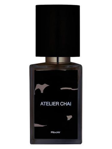 RboW Case Study #16 Atelier Chai fragrance bottle