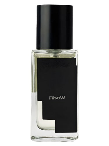 RboW Case Study #8 Lights on Objet fragrance bottle