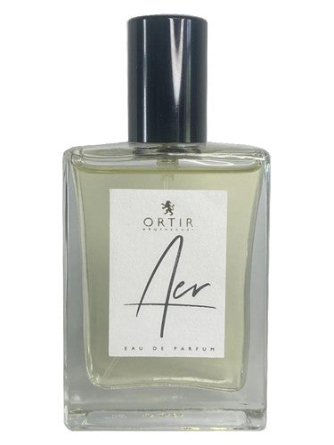 Ortir Apothecari Aer fragrance bottle