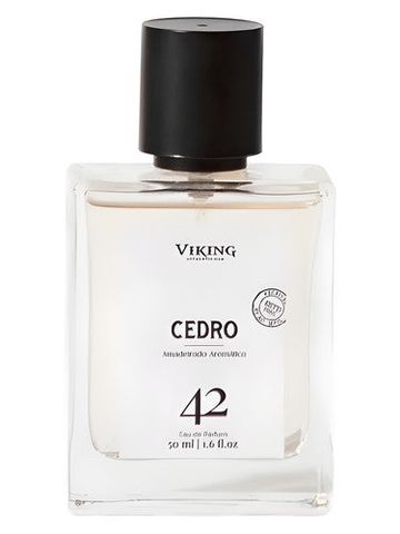 Viking Cedro 42 fragrance bottle
