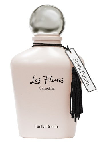 Stella Dustin Camellia fragrance bottle