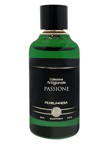 PEARLA NERA Passione fragrance bottle