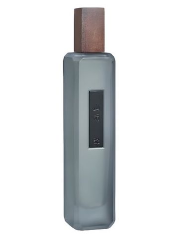 Chiqio Mountain Rain fragrance bottle