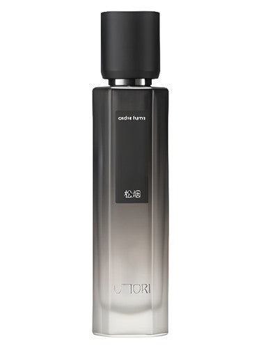 Uttori 五朵里 Cedre Fume 松烟 fragrance bottle