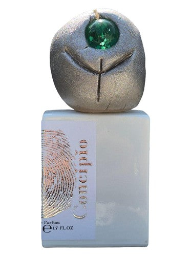 Lumi Concipio fragrance bottle