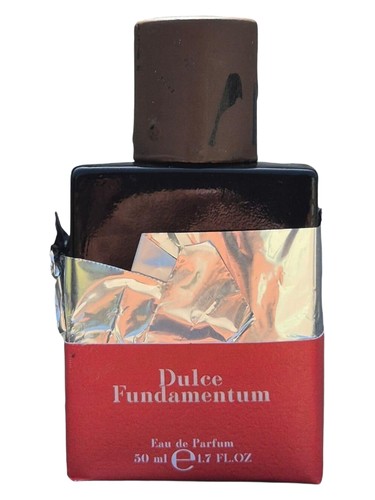 Lumi Dulce Fundamentum fragrance bottle