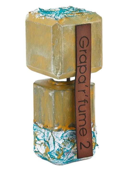 Adi Ale Van Grapa r fume 2 fragrance bottle