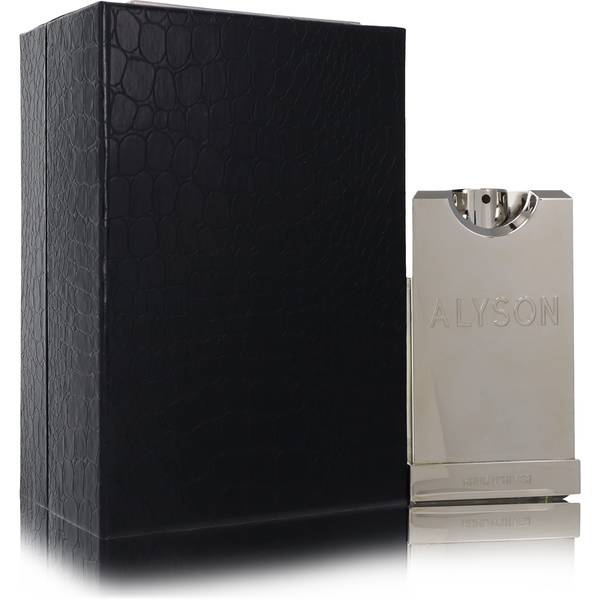 Alyson Oldoini Rhum D'hiver EDP fragrance bottle