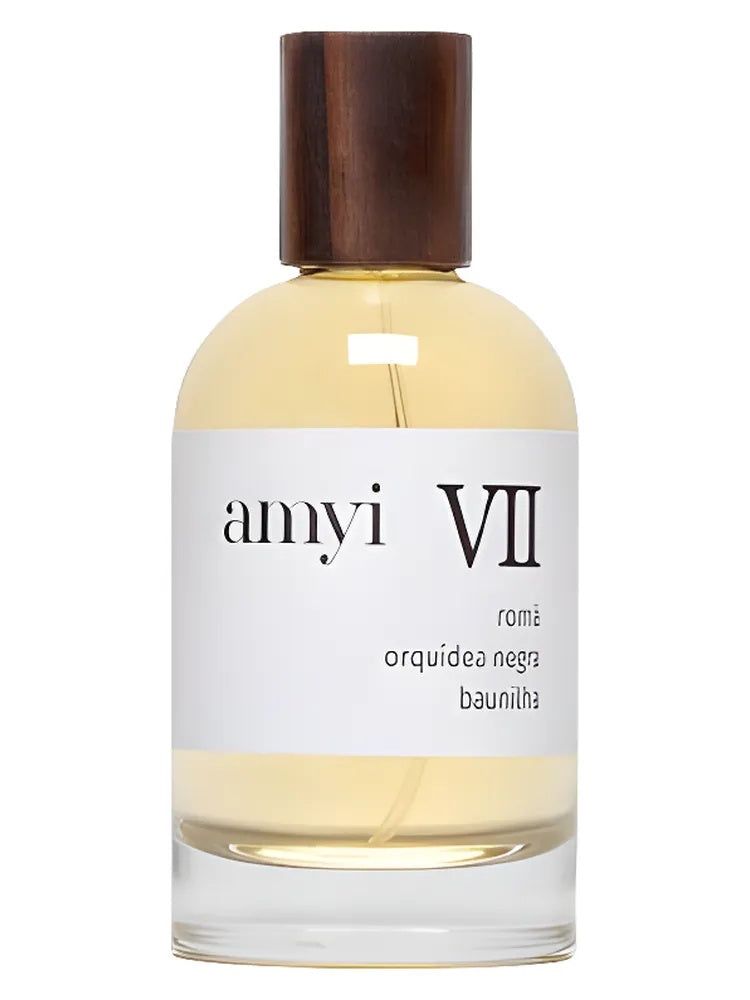 Amyi Amyi VII fragrance bottle