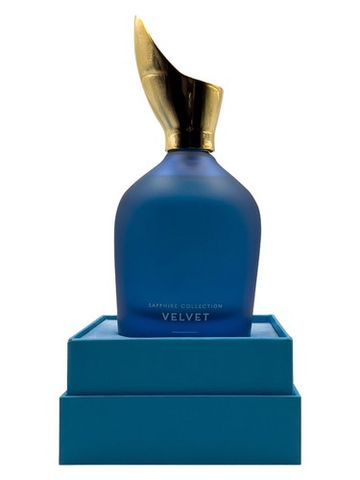 Azalea Parfums Velvet fragrance bottle