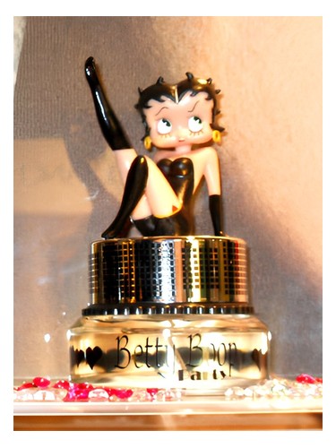 Betty Boop Party Betty fragrance bottle