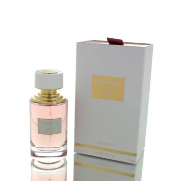 Boucheron Rose D'isparta EDP fragrance bottle