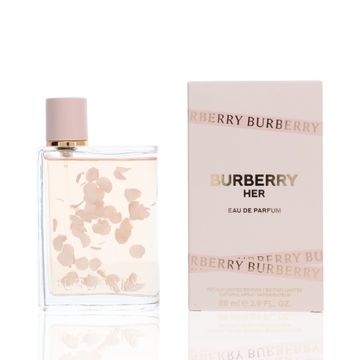Burberry Her Petals EDP fragrance bottle