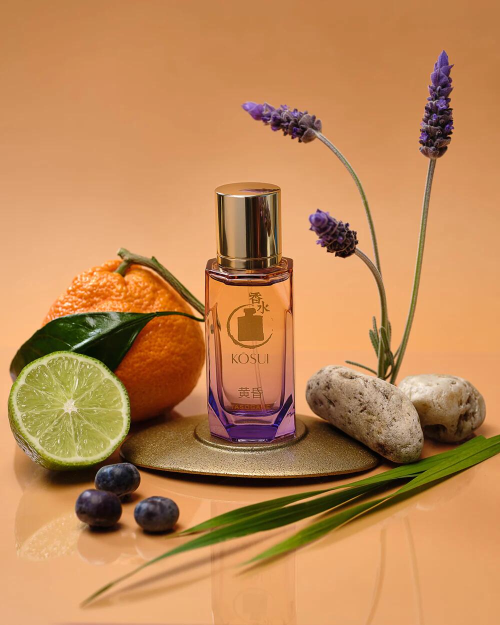 Kosui Tasogare fragrance bottle
