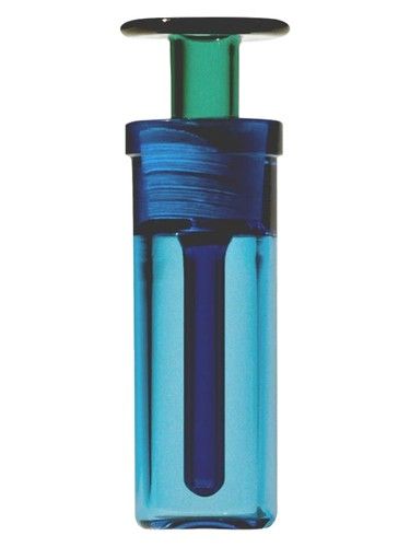 Arpa Studios Manta fragrance bottle
