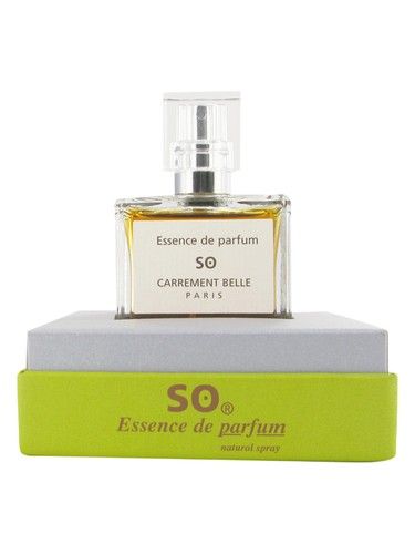 Carrement Belle So Pure Perfume fragrance bottle