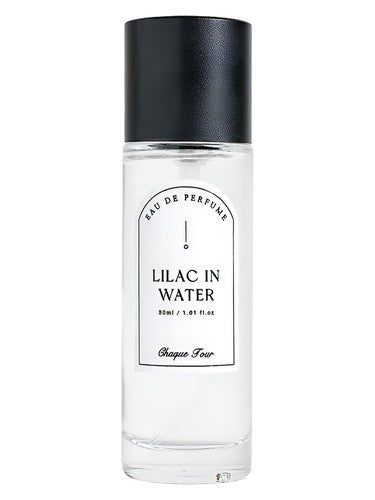 Chaque Jour Lilac In Water fragrance bottle
