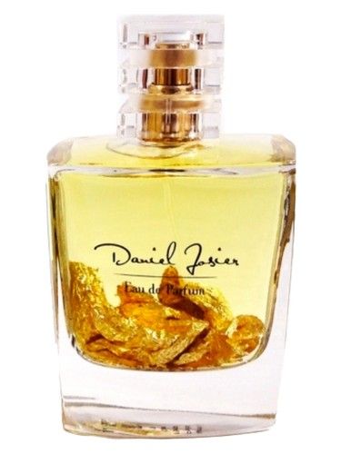 Daniel Josier Golden Vetiver fragrance bottle