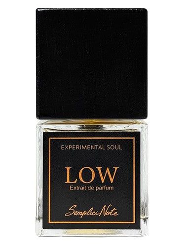 Experimental Soul x SempliciNote LOW fragrance bottle