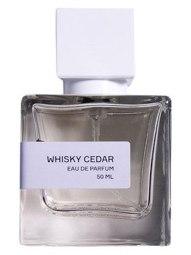Extract Whisky Cedar fragrance bottle