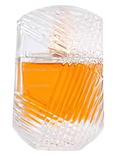 Inaaya Crystal Eclat fragrance bottle