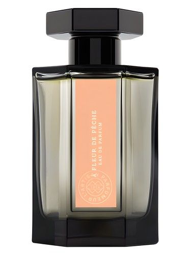 L Artisan Parfumeur À Fleur de Pêche fragrance bottle