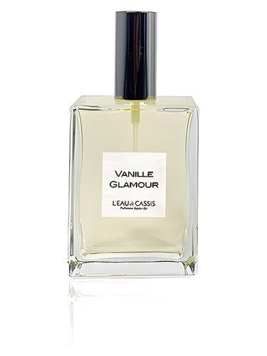 L Eau De Cassis Vanille Glamour fragrance bottle