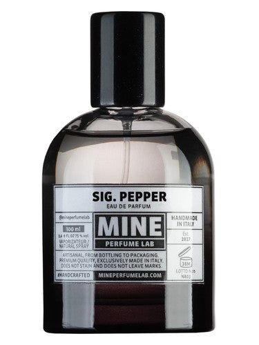 Mine Perfume Lab Sig. Pepper fragrance bottle