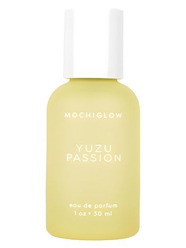 Mochiglow Yuzu Passion fragrance bottle