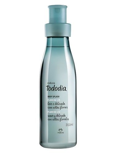 Natura Flor de Lis fragrance bottle