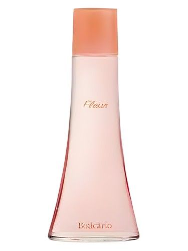 O Boticario Fleur fragrance bottle