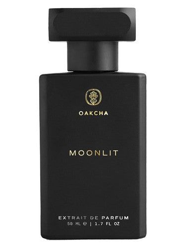 Oakcha Moonlit fragrance bottle