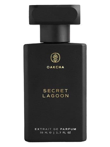 Oakcha Secret Lagoon fragrance bottle
