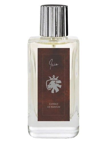 Omnia Profumi Icio fragrance bottle