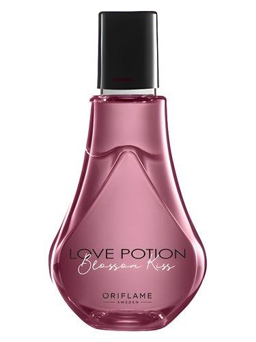 Oriflame Love Potion Blossom Kiss fragrance bottle