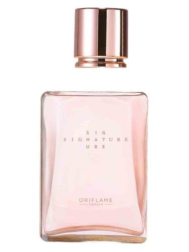 Oriflame Signature For Her Parfum fragrance bottle