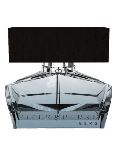 Piper & Perro Berg fragrance bottle