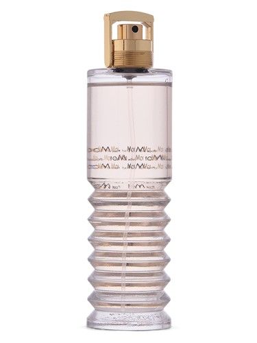 PourMoi Desire fragrance bottle