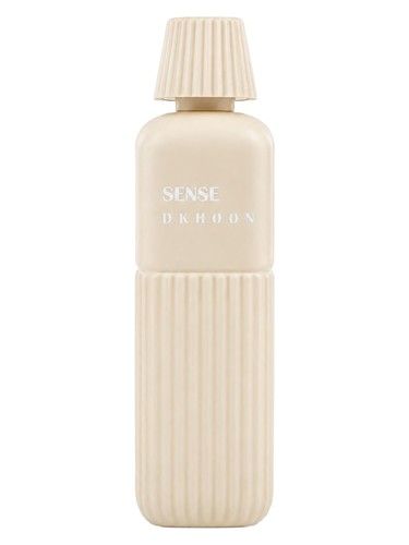 Dkhoon Emirates SENSE fragrance bottle