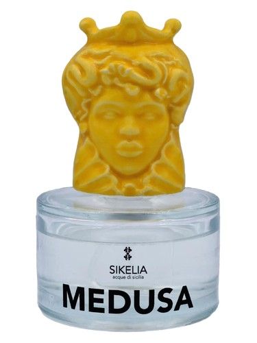 Sikelia Medusa fragrance bottle